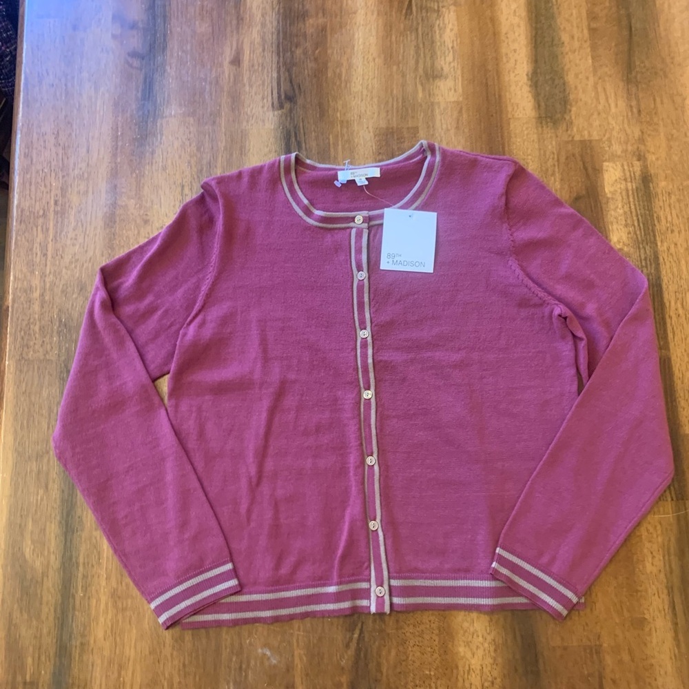 89th&Madison NWT Medium Button up Cardigan Wineberry Long Sleeves Soft Casual